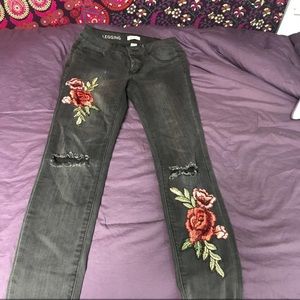 Rose embroidered Jeans
